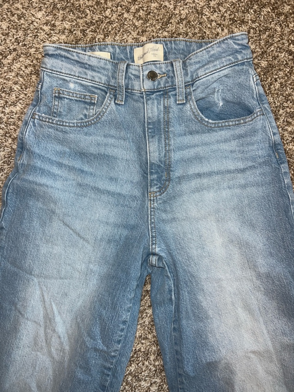 Universal Thread High-Rise Wide-Leg Faded Jeans with released HEM and fray! Sz 4 - Picture 5 of 10